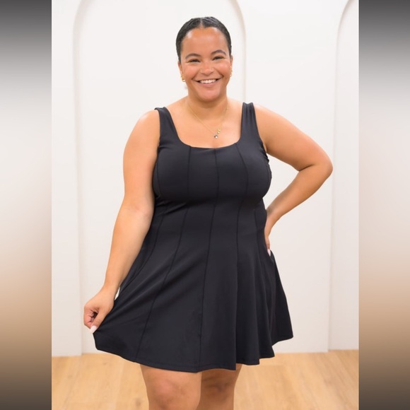 white birch Dresses & Skirts - White Birch Elegant Black Mini Dress